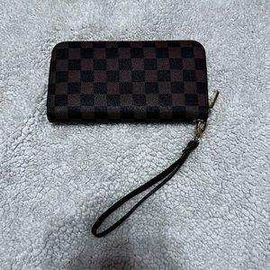 wrist wallet